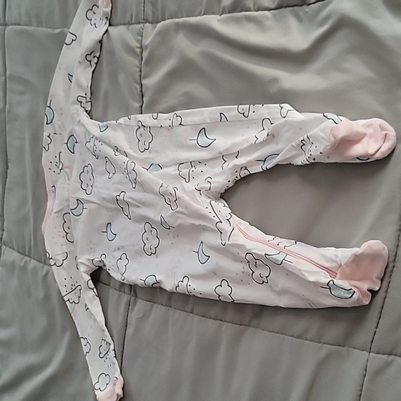 Gerber Baby Girl's Sleeper - Picture 7 of 10